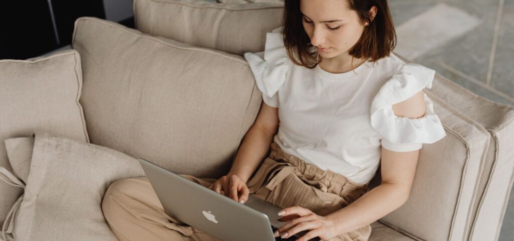 zakupoholizm terapia online, terapia zakupoholizmu online, leczenie zakupoholizmu online, terapia online zakupoholizm, zakupoholizm terapia przez internet, terapia zakupoholizmu przez internet, uzależnienie od zakupów terapia online