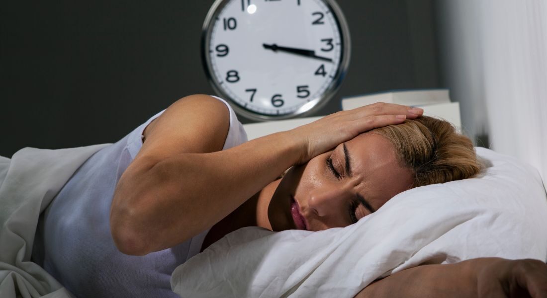 Zaburzenia snu terapia online – Leczenie bezsenności online